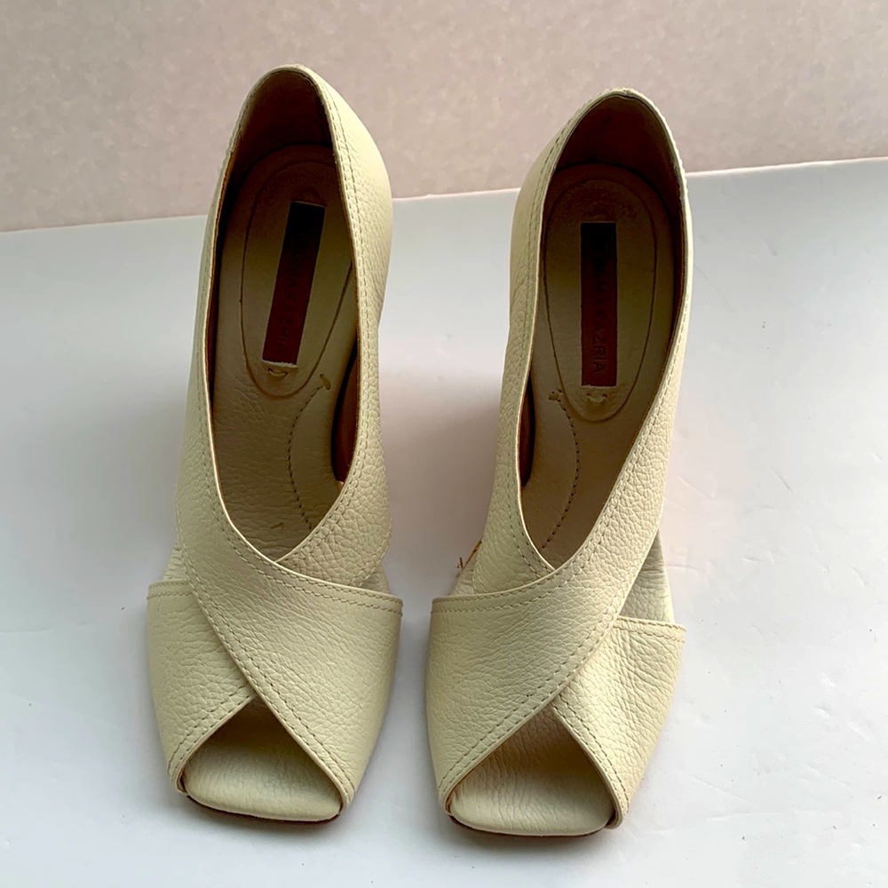BCBGMAXAZRIA Raisa White Leather Wedge Sandal Size 7.5